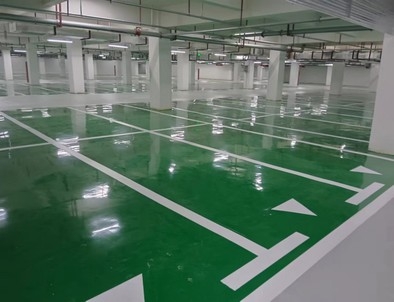 许昌许昌小区停车场标线